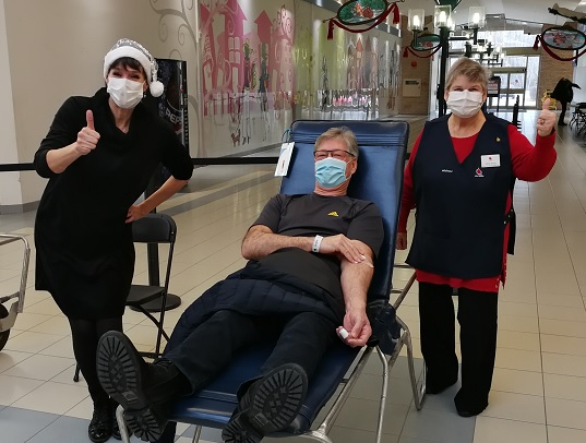 311 donors to the holiday blood drive